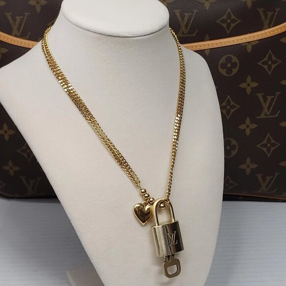 Louis Vuitton Lock & Key w/ Unbranded Heart Love Golden Stainless Steel Chain - Picture 2 of 14